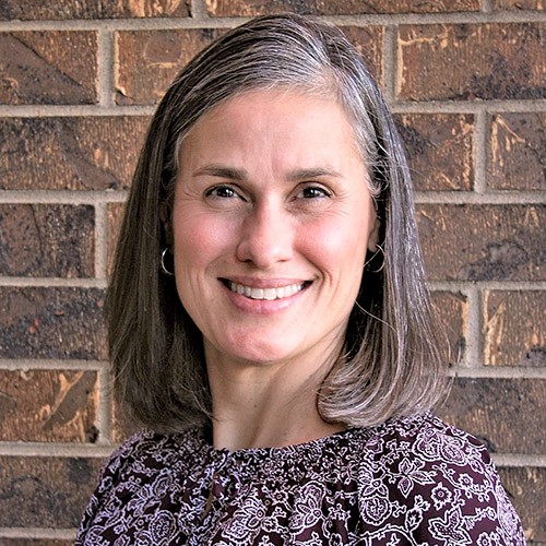 Lori Richey headshot 2018 sm sq